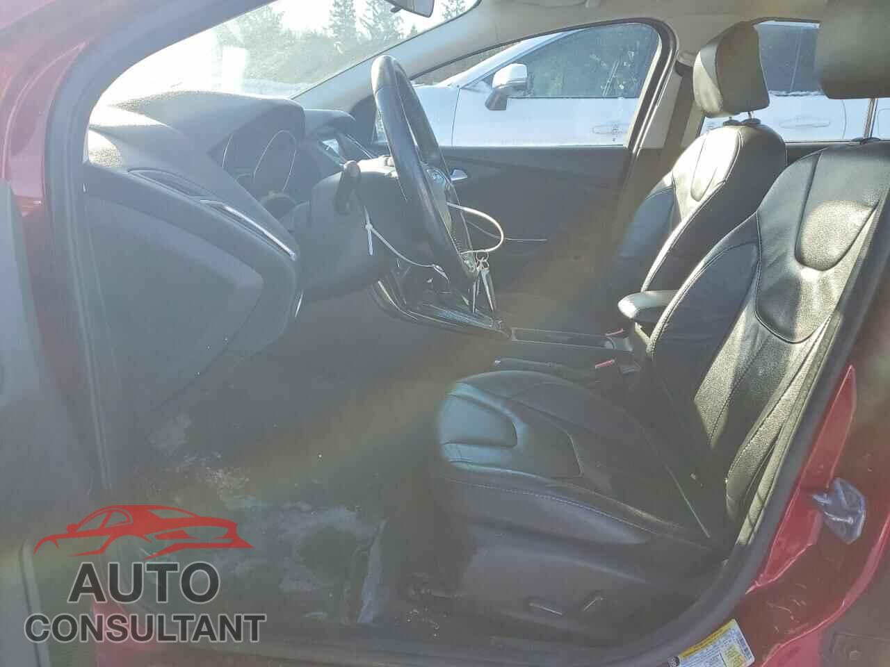 FORD FOCUS 2016 - 1FADP3J25GL292015