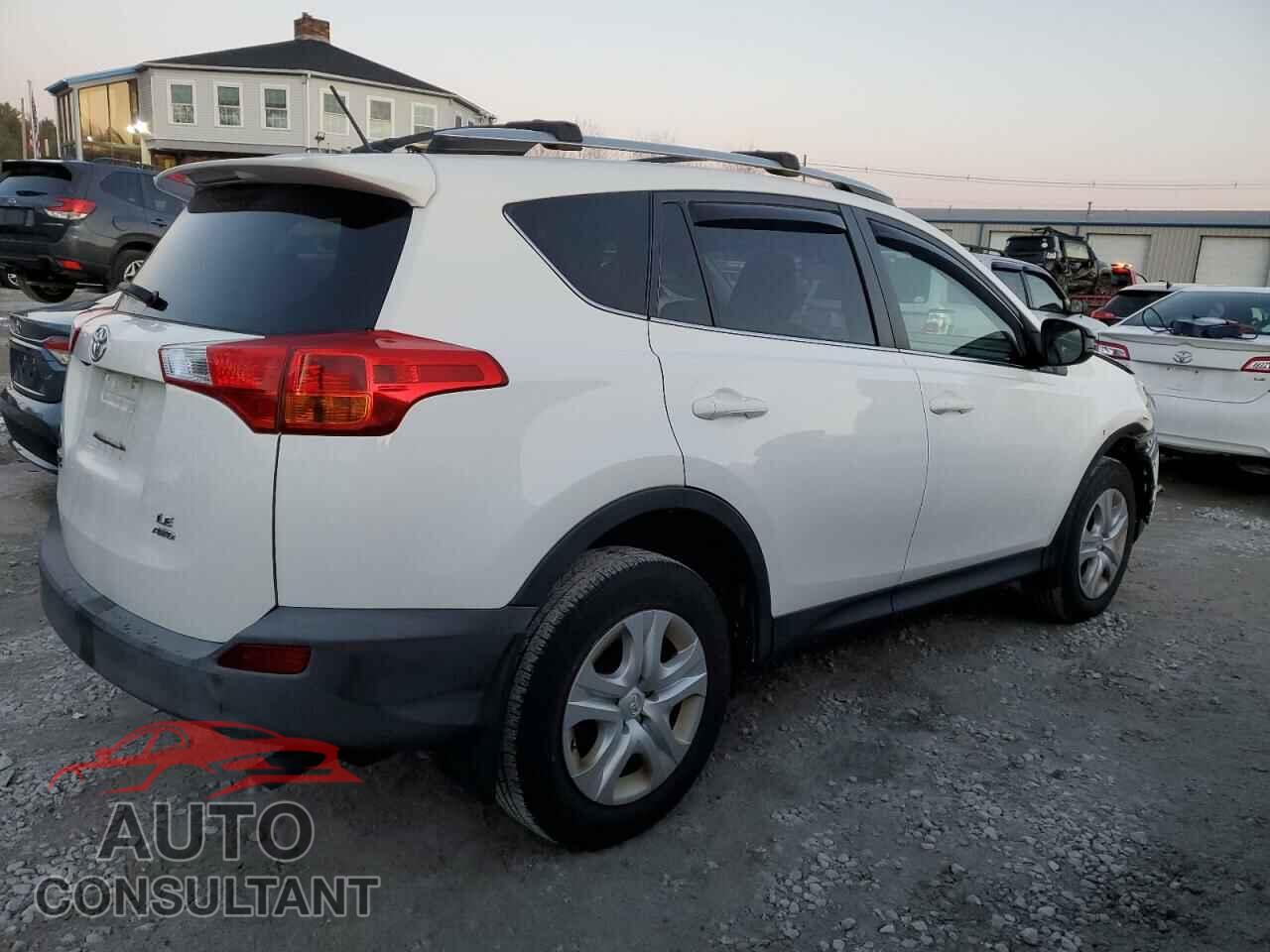 TOYOTA RAV4 2015 - JTMBFREV2FD120318