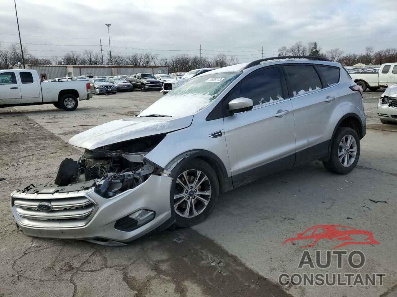 FORD ESCAPE 2017 - 1FMCU9GD9HUC55812