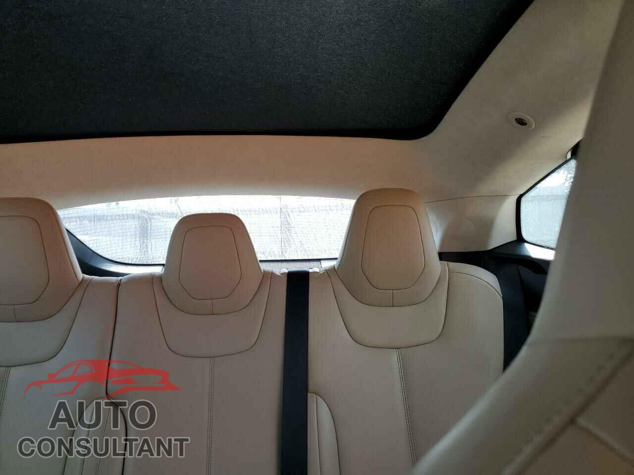 TESLA MODEL S 2016 - 5YJSA1E20GF129938