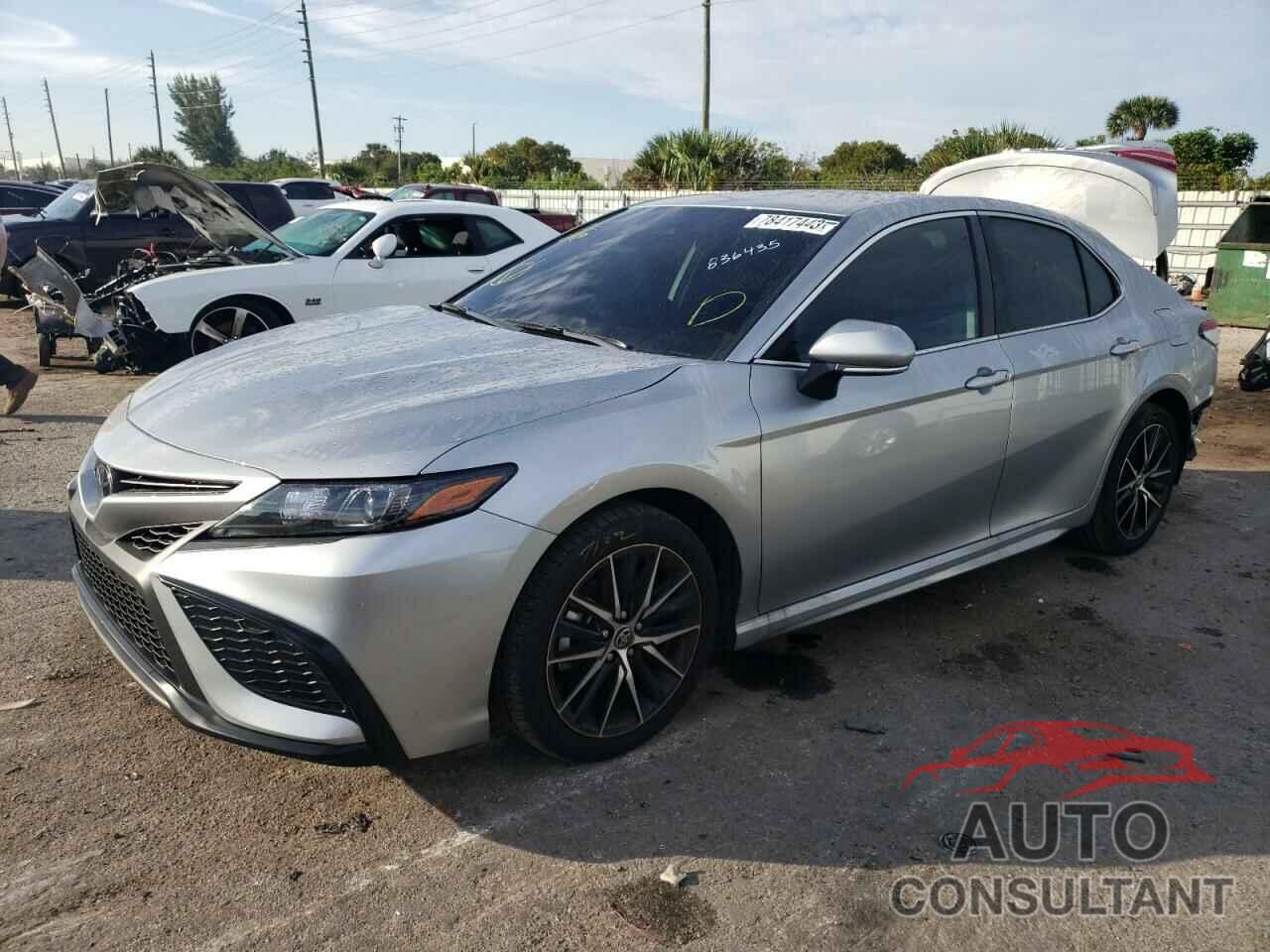 TOYOTA CAMRY 2023 - 4T1G11AK5PU836435