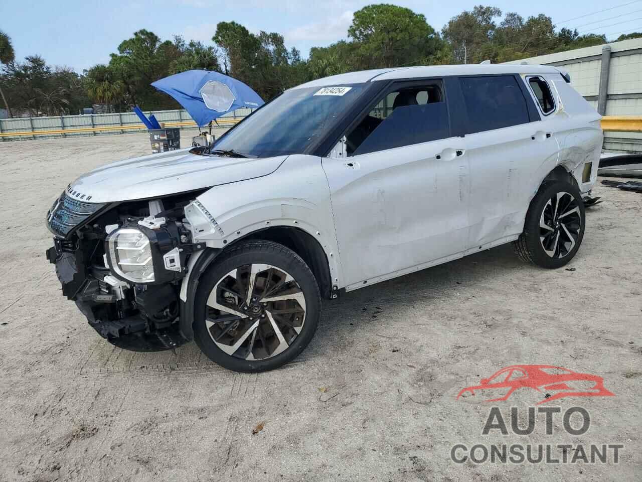 MITSUBISHI OUTLANDER 2024 - JA4J3VA89RZ045454