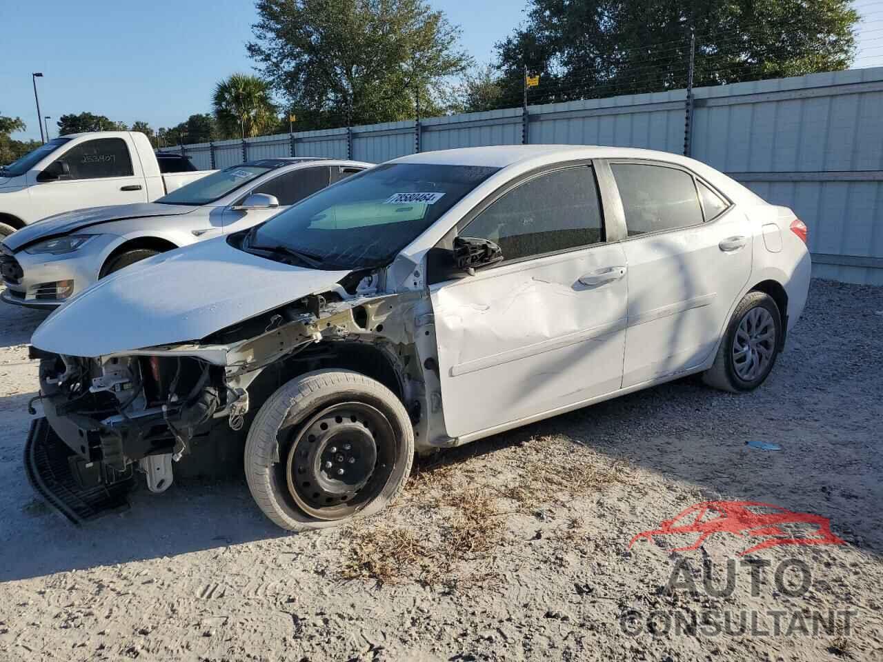 TOYOTA COROLLA 2018 - 2T1BURHEXJC038702