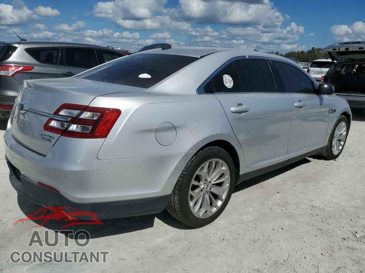 FORD TAURUS 2017 - 1FAHP2F85HG127925