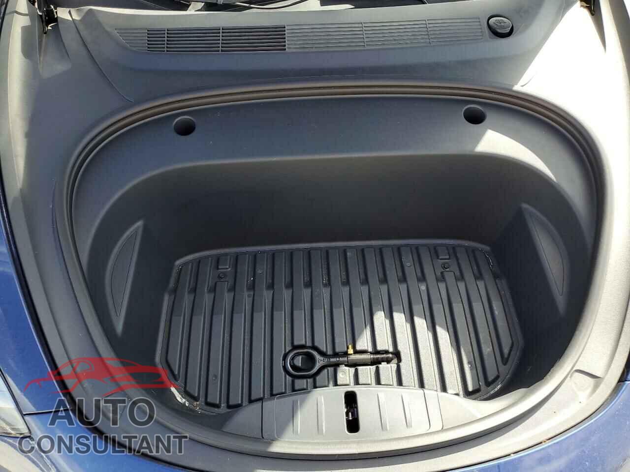 TESLA MODEL 3 2021 - 5YJ3E1EA0MF990757