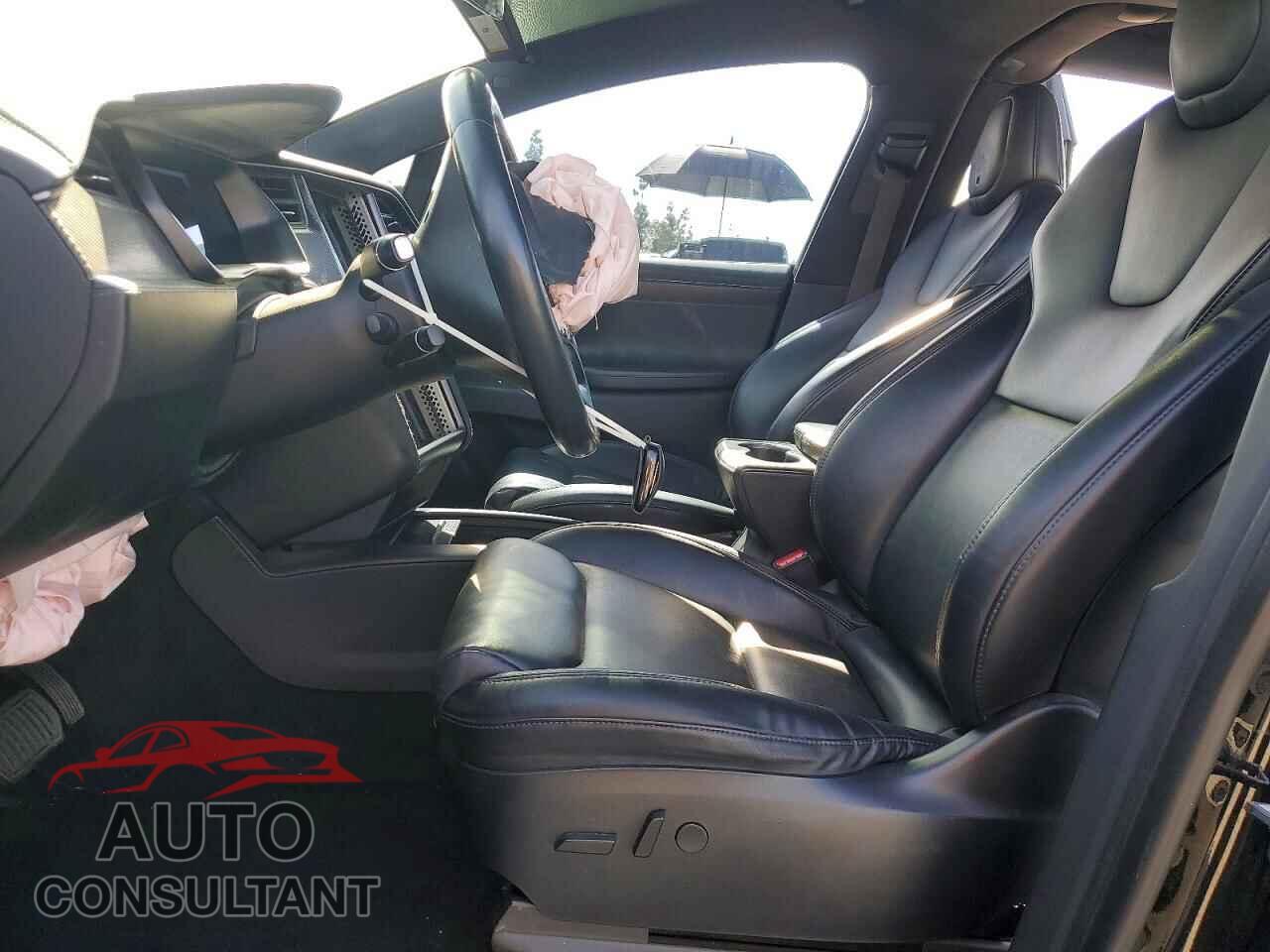 TESLA MODEL X 2020 - 5YJXCBE27LF301446