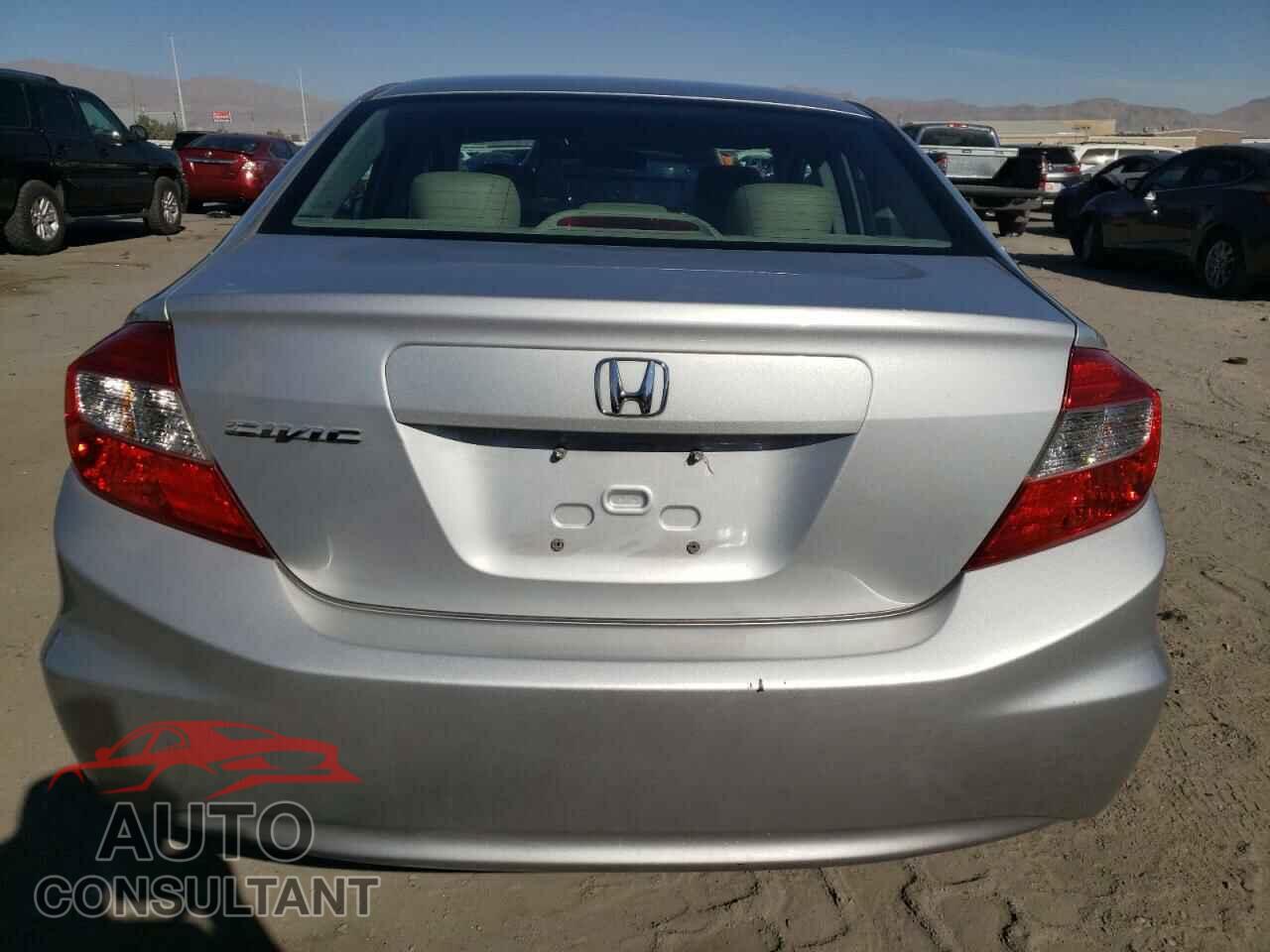 HONDA CIVIC 2012 - 2HGFB2F95CH557753