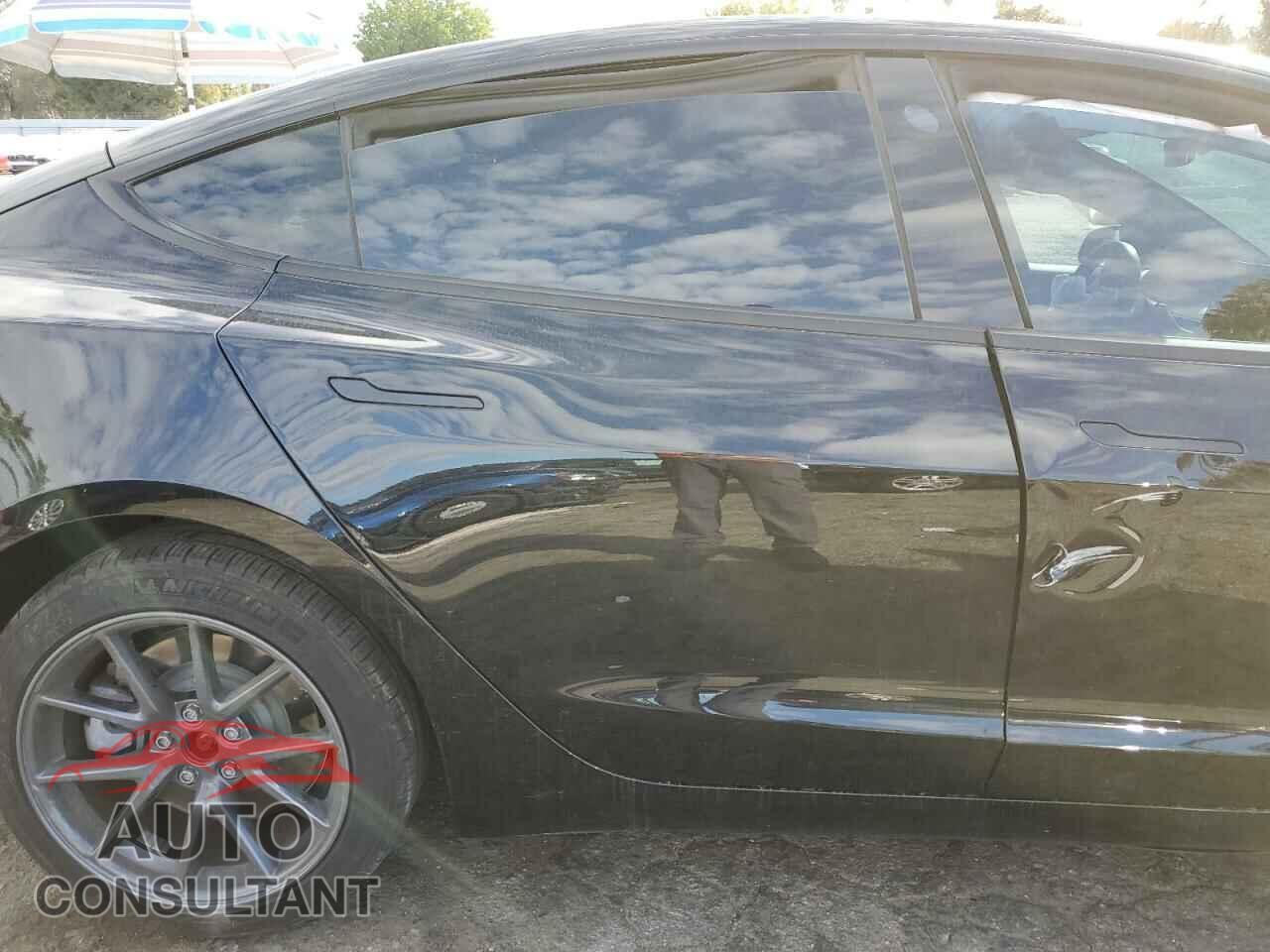 TESLA MODEL 3 2021 - 5YJ3E1EB3MF852669
