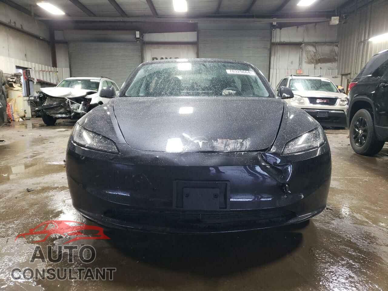 TESLA MODEL 3 2024 - 5YJ3E1EA3RF836910