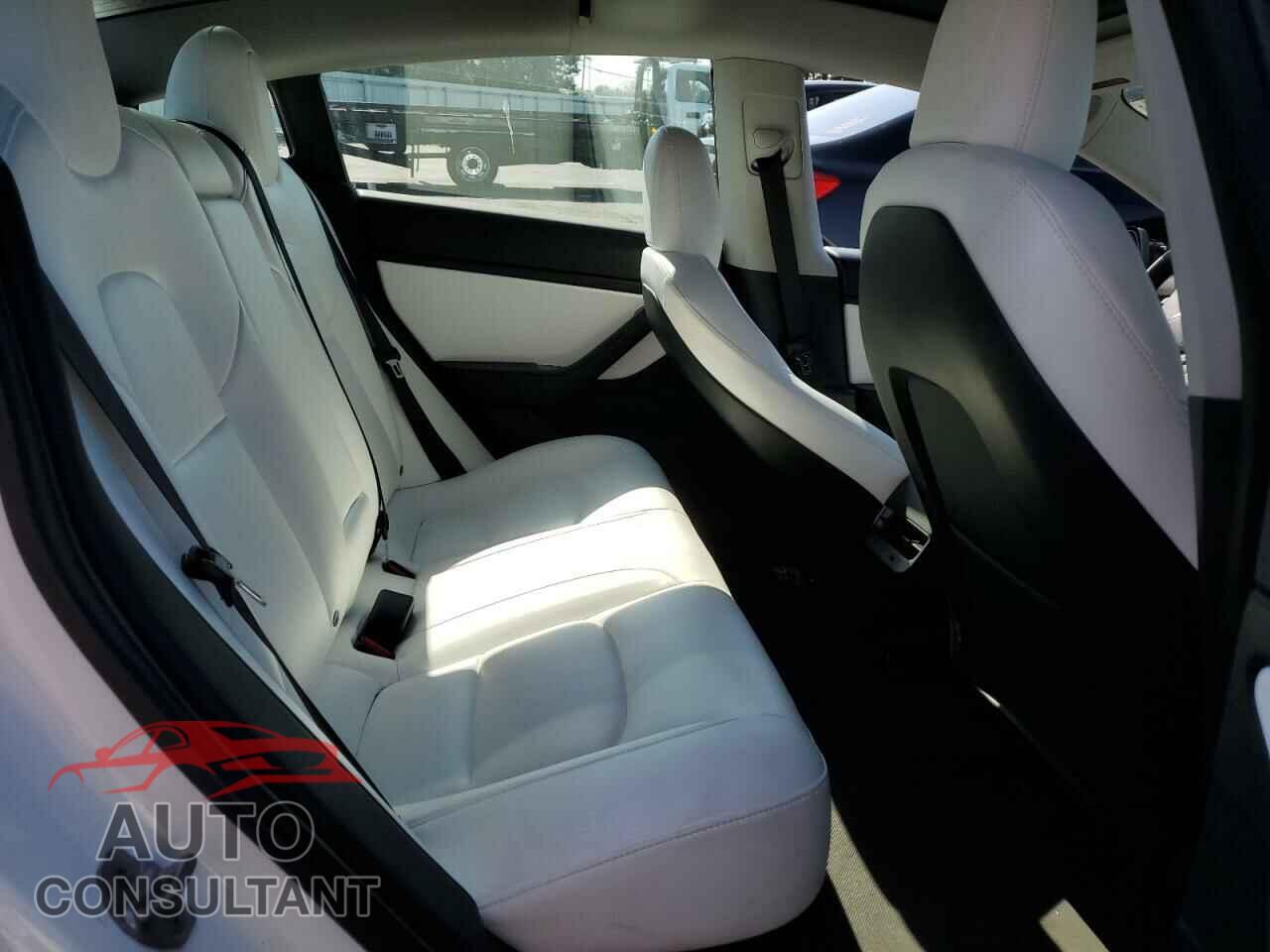 TESLA MODEL 3 2020 - 5YJ3E1EA7LF599264