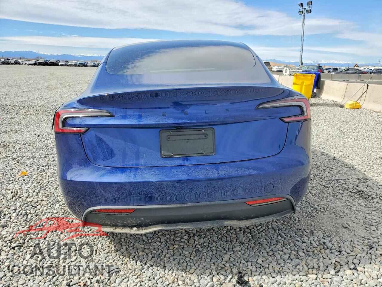 TESLA MODEL 3 2026 - 5YJ3E1EA3TF121973