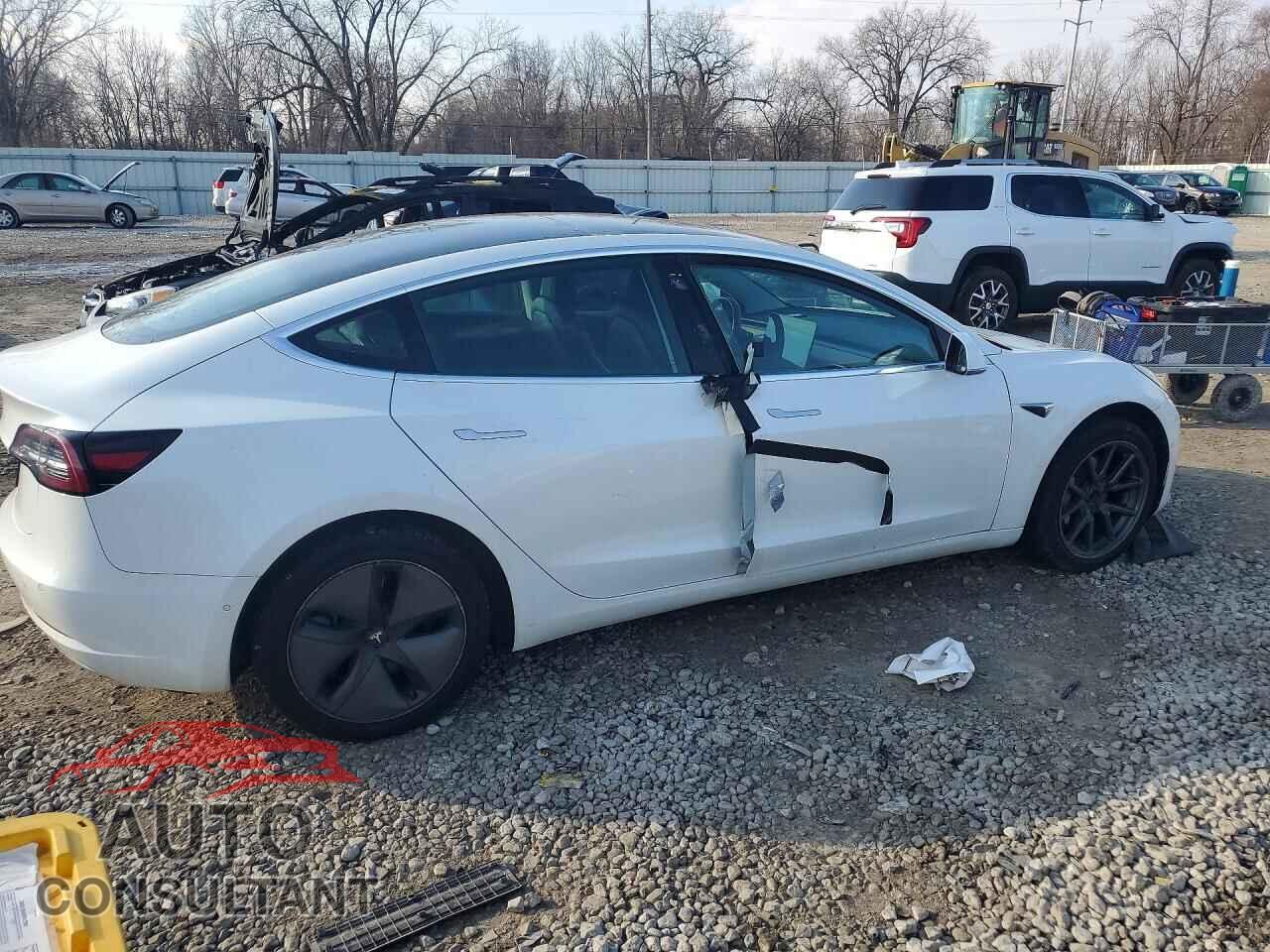 TESLA MODEL 3 2020 - 5YJ3E1EA5LF612996