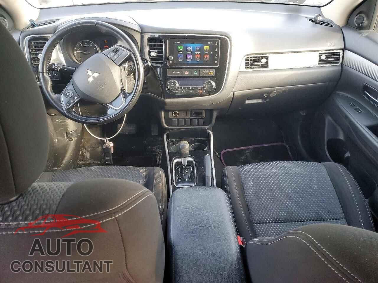 MITSUBISHI OUTLANDER 2017 - JA4AD3A36HZ053189