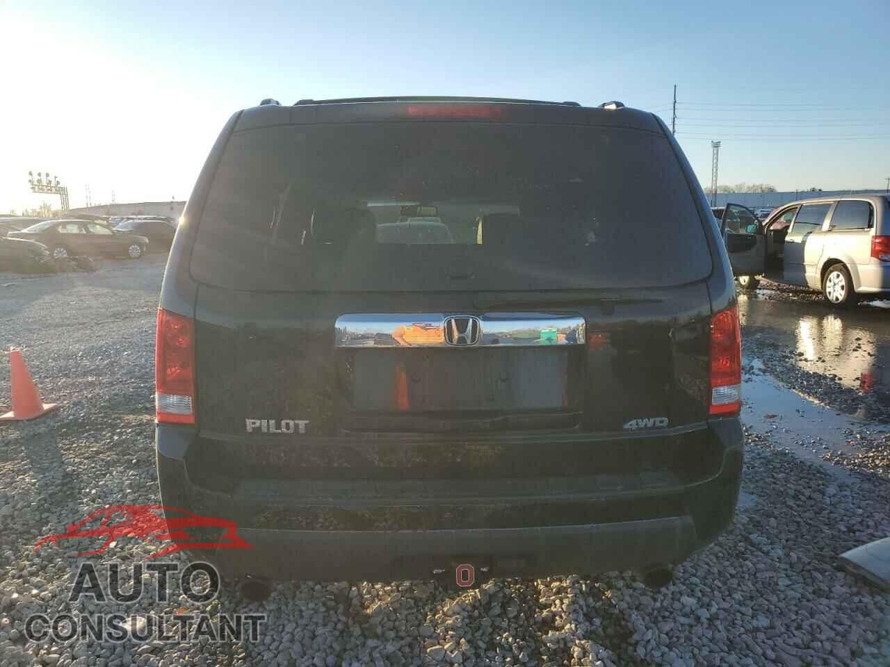 HONDA PILOT 2011 - 5FNYF4H62BB004251