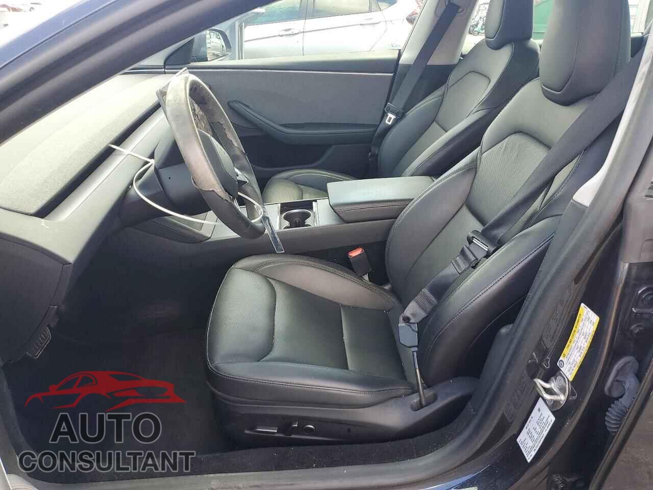 TESLA MODEL 3 2024 - 5YJ3E1EA5RF744410