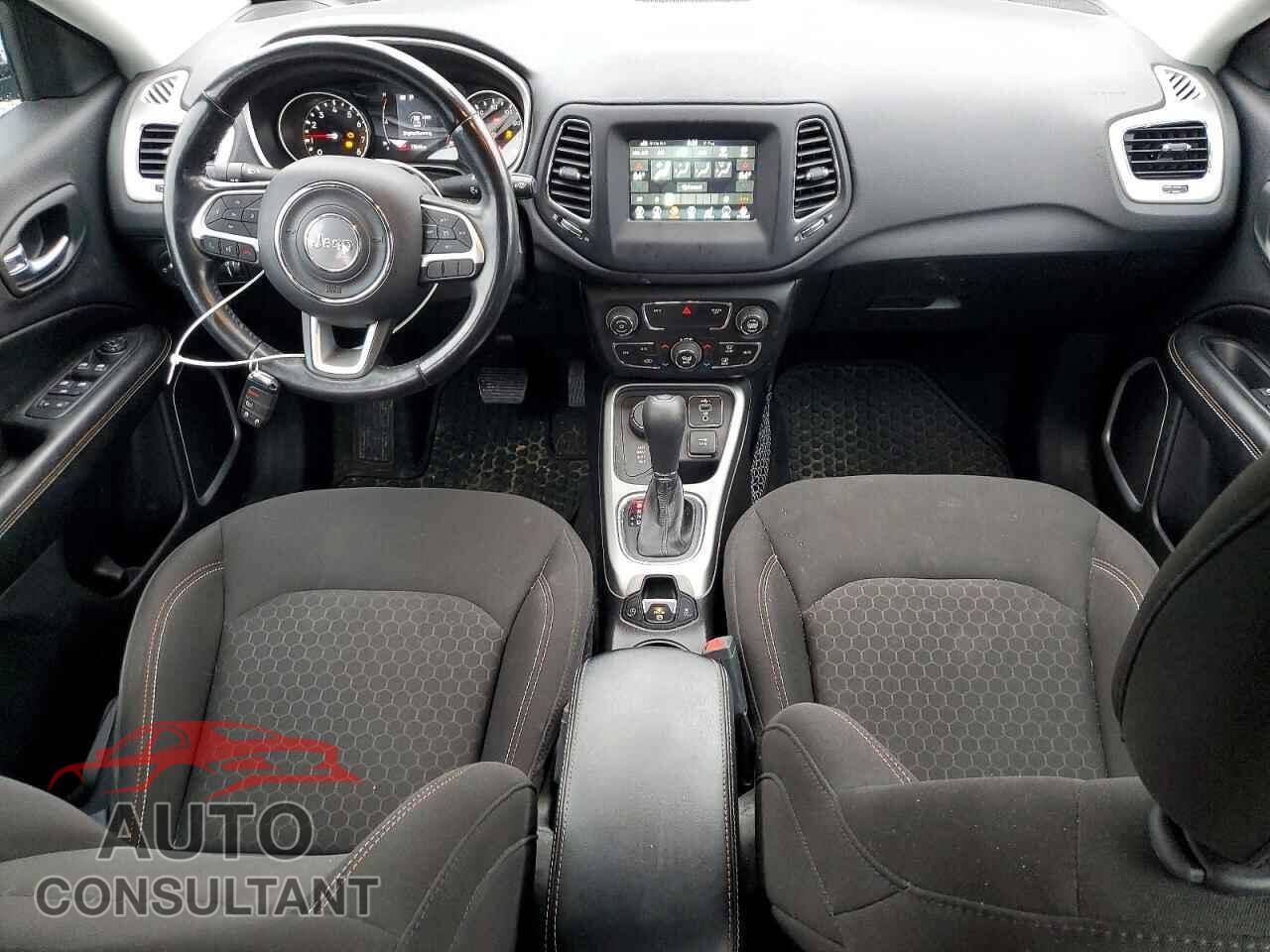 JEEP COMPASS 2020 - 3C4NJDAB4LT223983