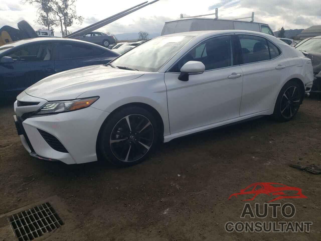 TOYOTA CAMRY 2019 - 4T1B61HK8KU725890