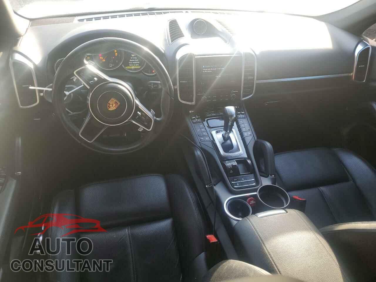PORSCHE CAYENNE 2017 - WP1AA2A28HKA82779