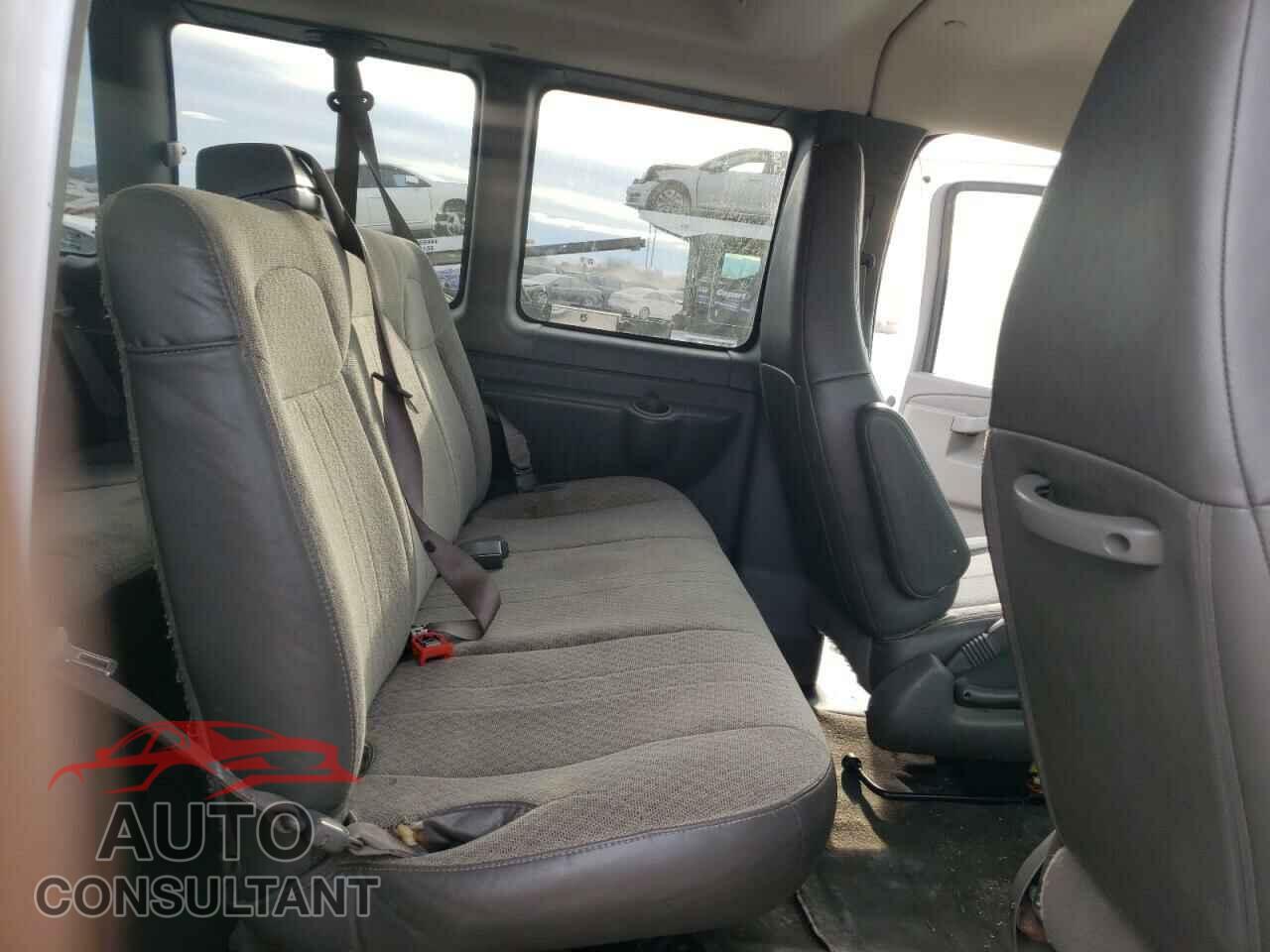 CHEVROLET EXPRESS 2017 - 1GAZGPFF2H1241290