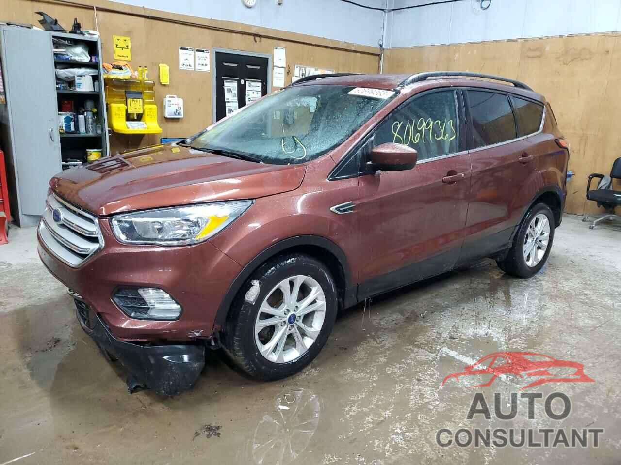 FORD ESCAPE 2018 - 1FMCU0GD8JUC31583