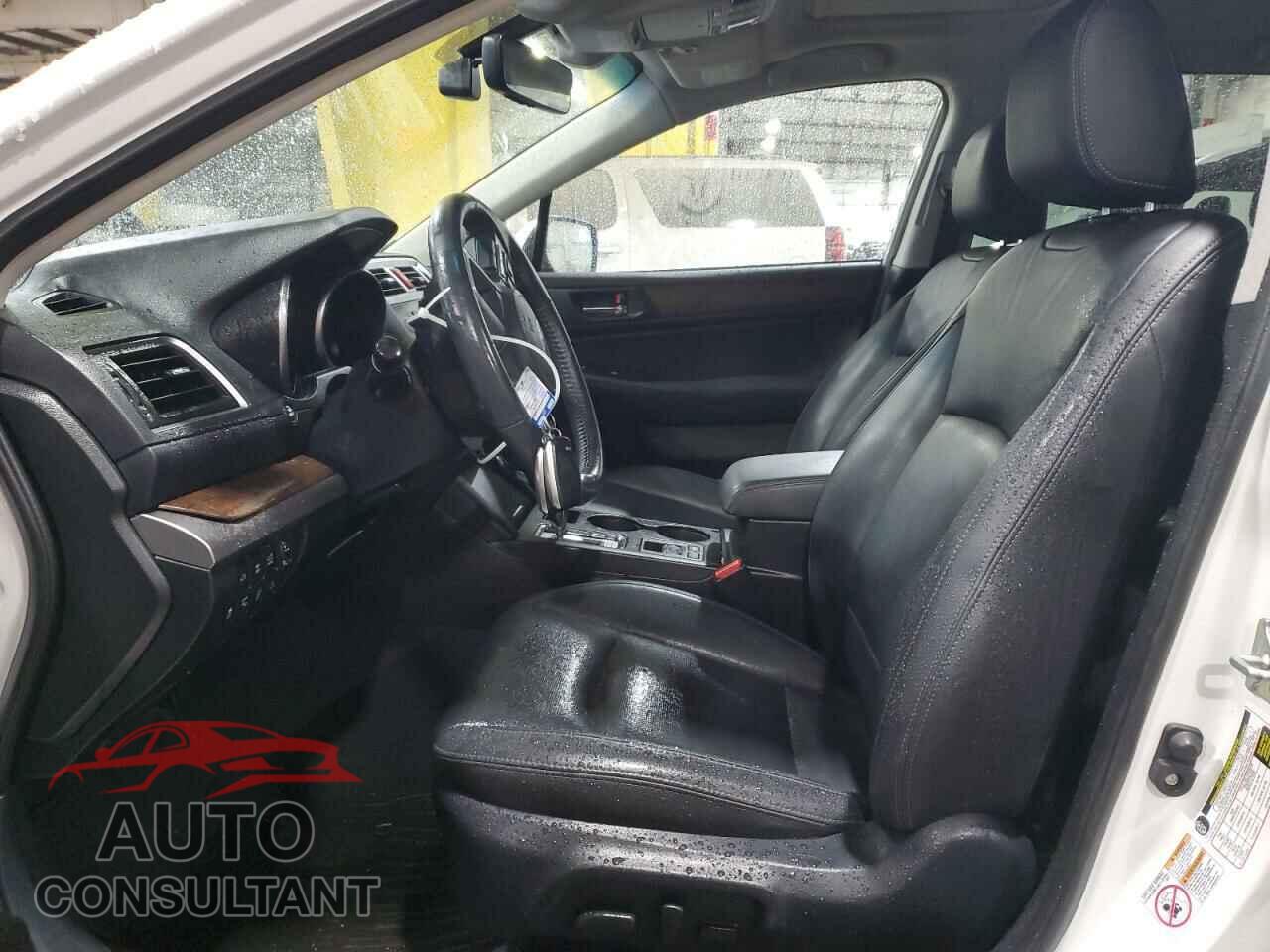 SUBARU OUTBACK 2017 - 4S4BSENC0H3230727