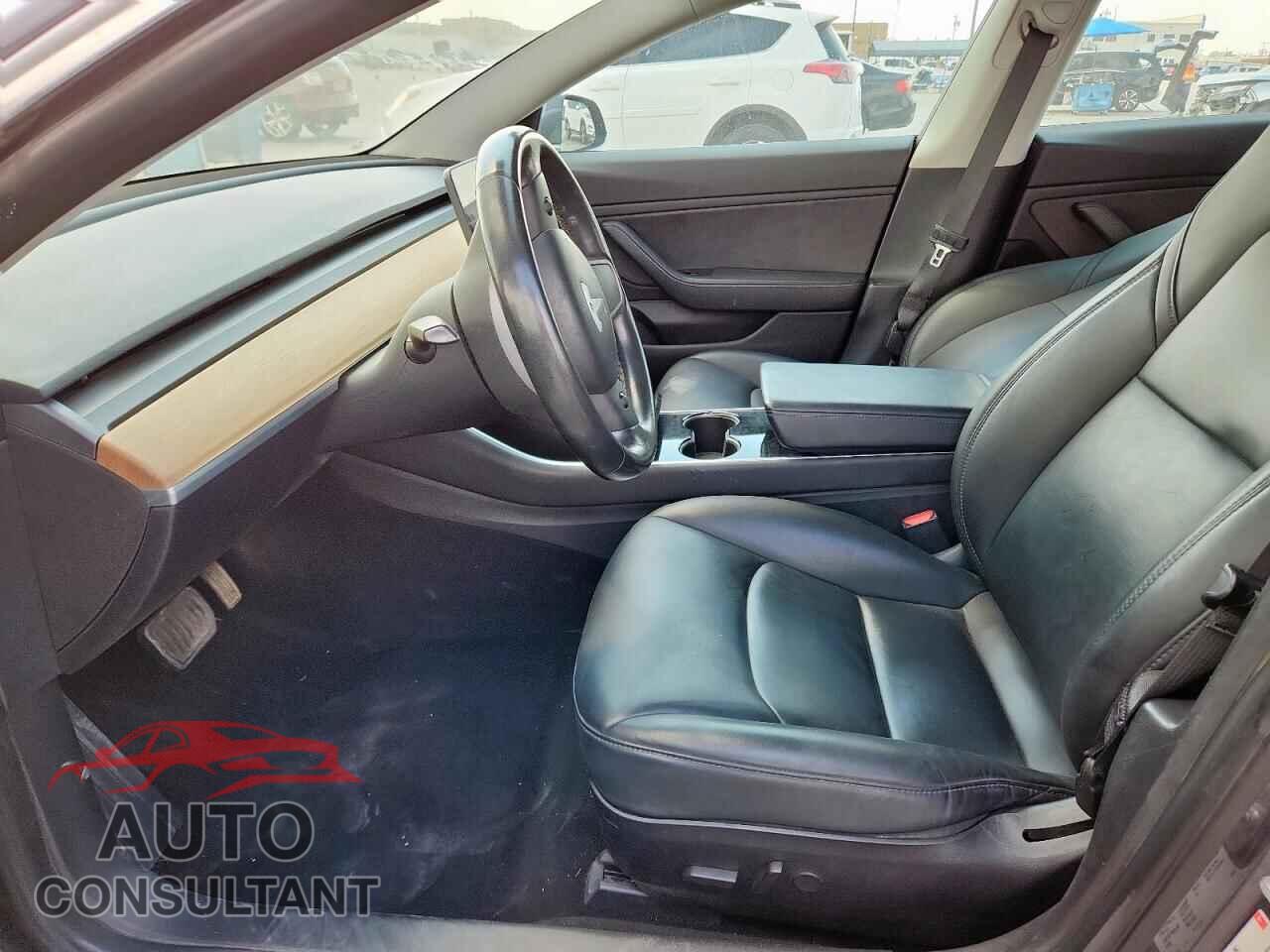 TESLA MODEL 3 2018 - 5YJ3E1EA2JF158302