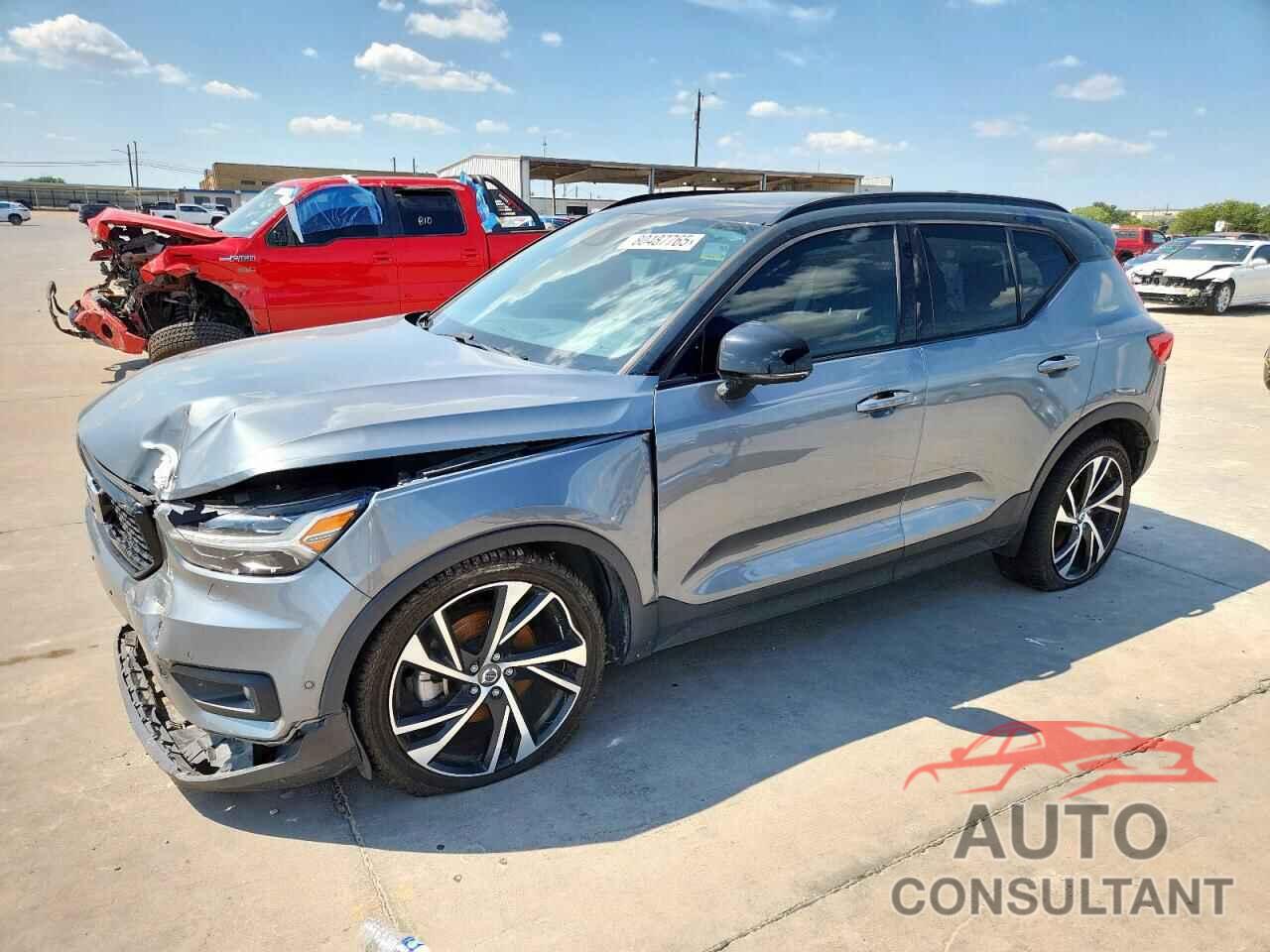 VOLVO XC40 2019 - YV4162UM7K2102220
