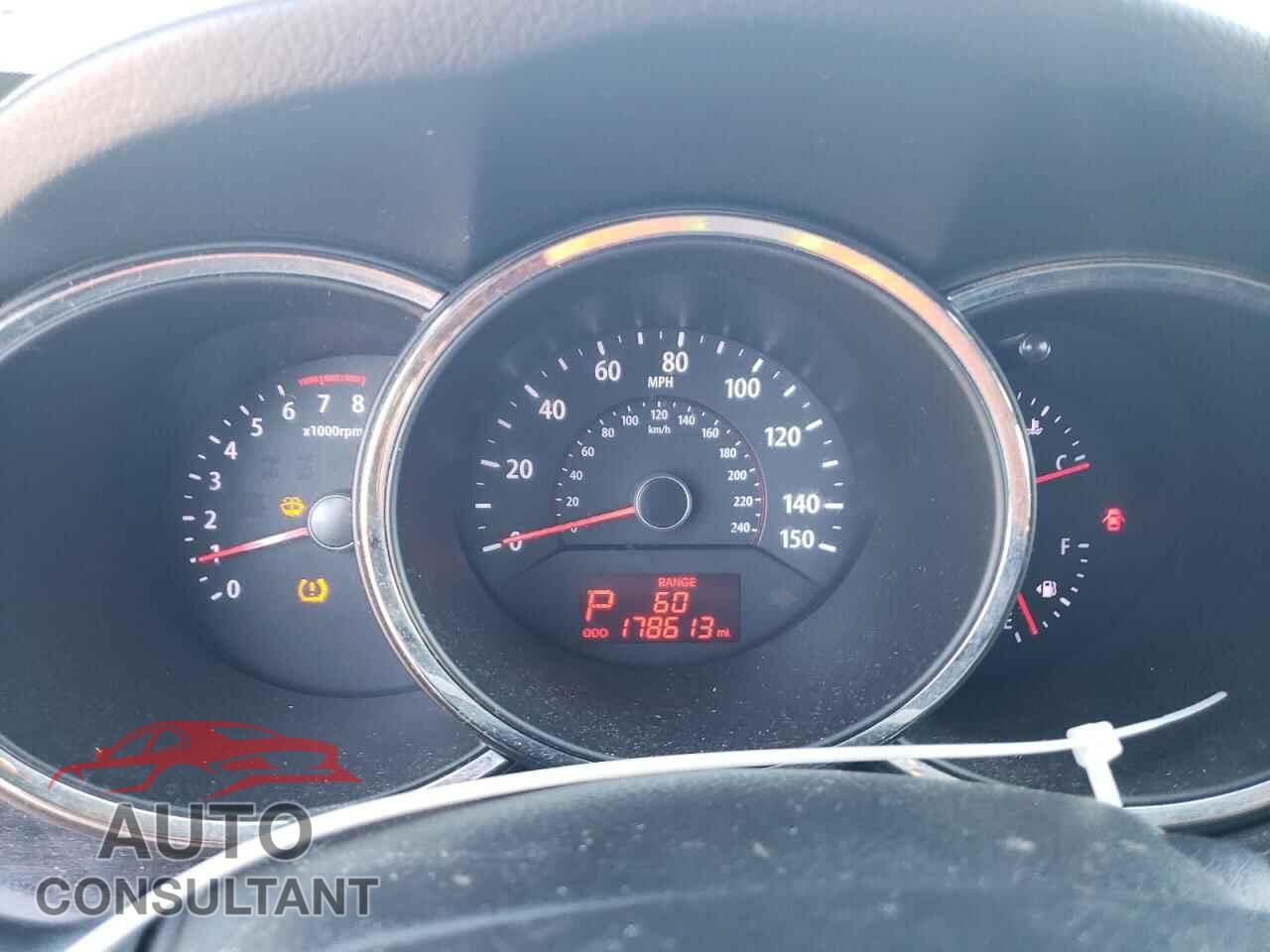 KIA SORENTO 2012 - 5XYKU3A60CG256266