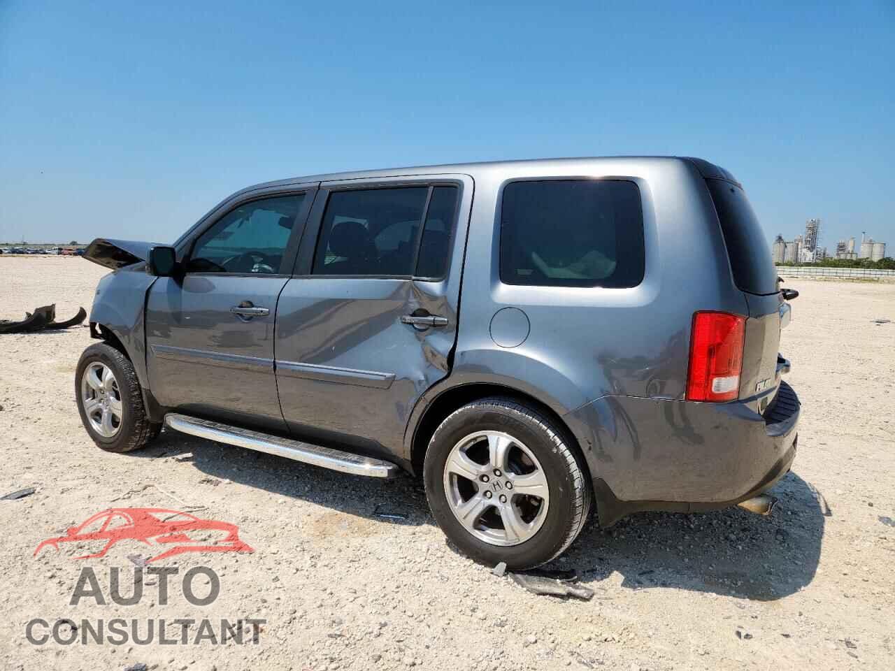 HONDA PILOT 2013 - 5FNYF3H5XDB035705