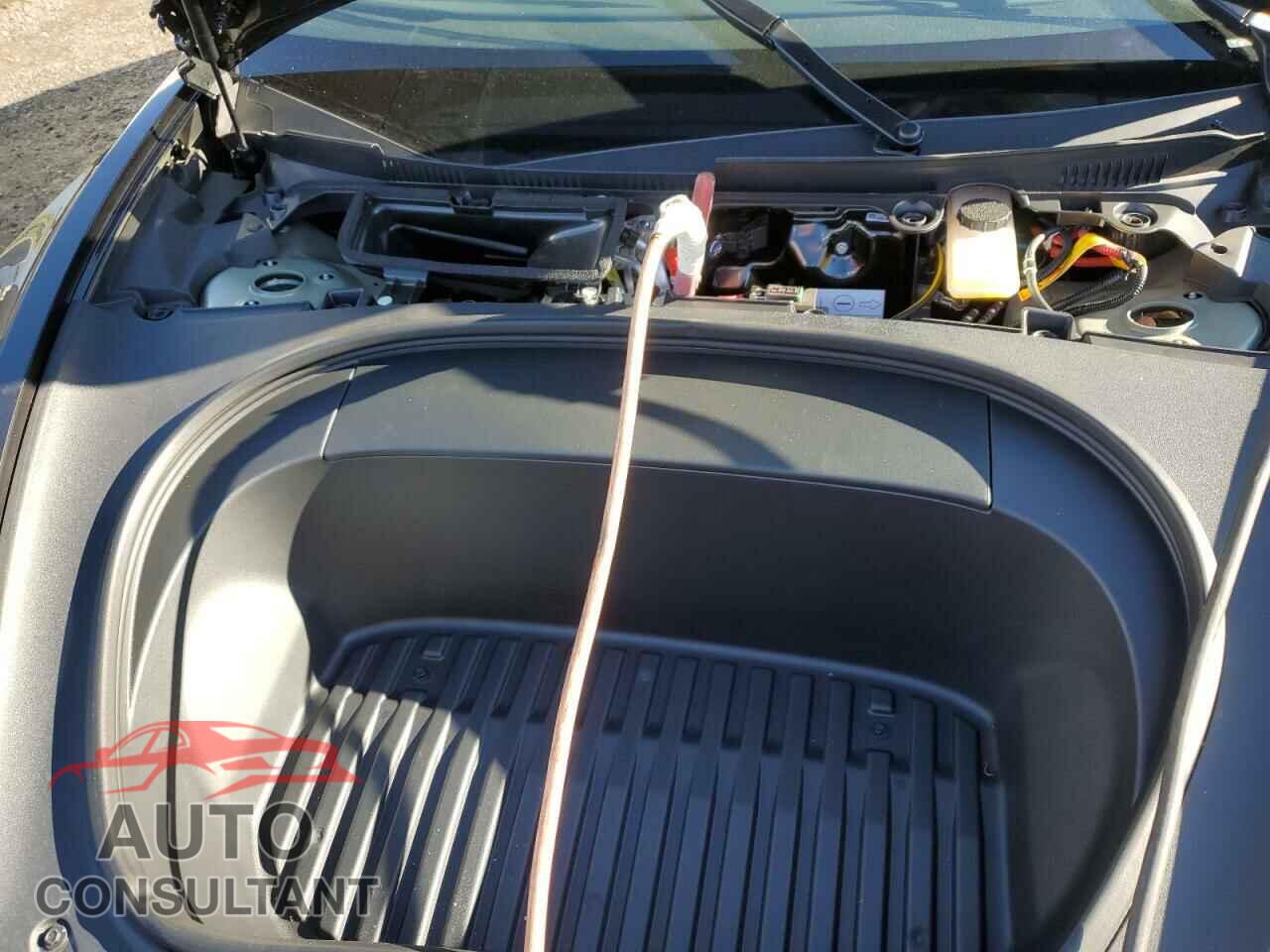 TESLA MODEL 3 2024 - 5YJ3E1EB9RF823782