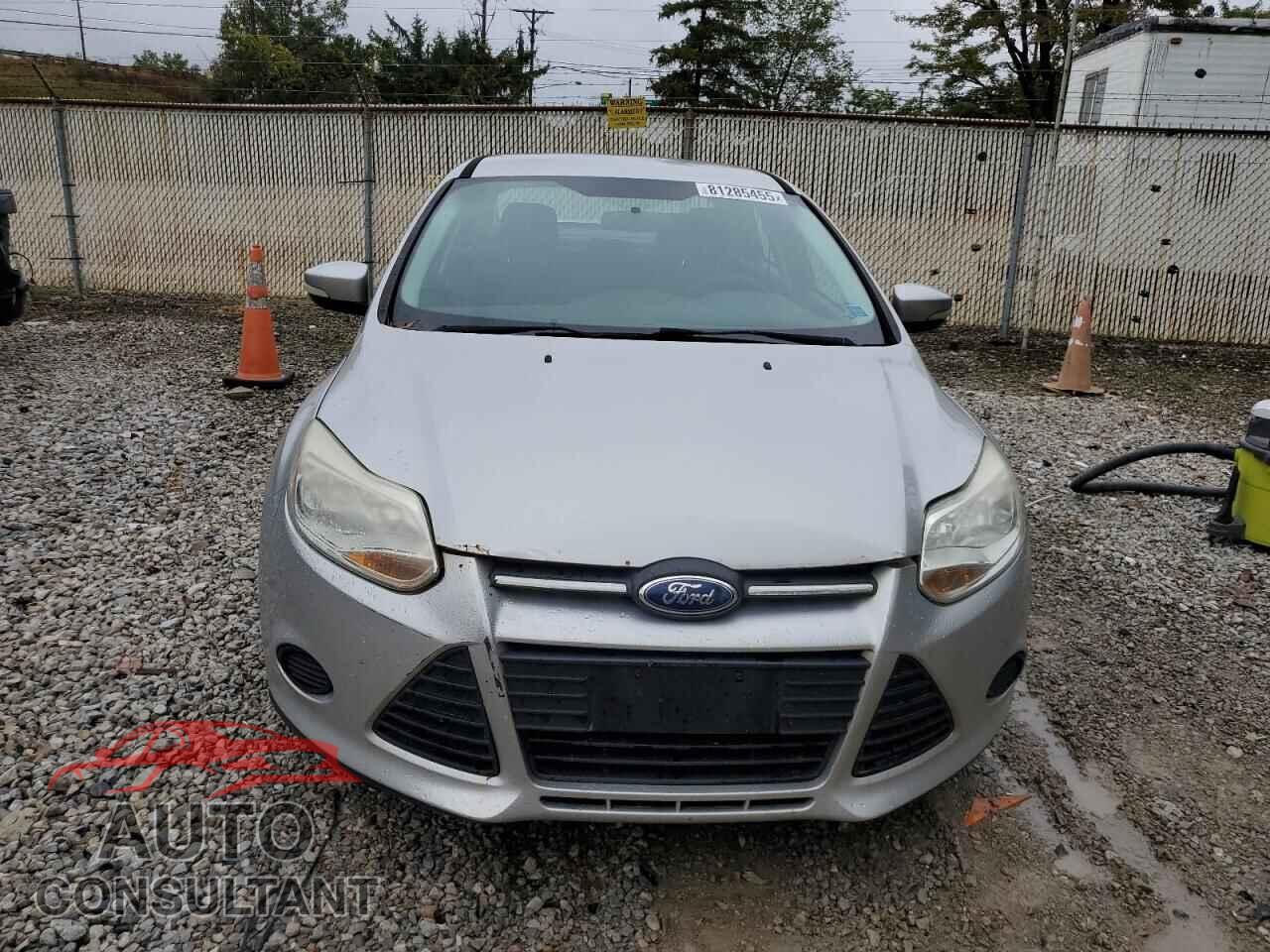 FORD FOCUS 2014 - 1FADP3F26EL106472