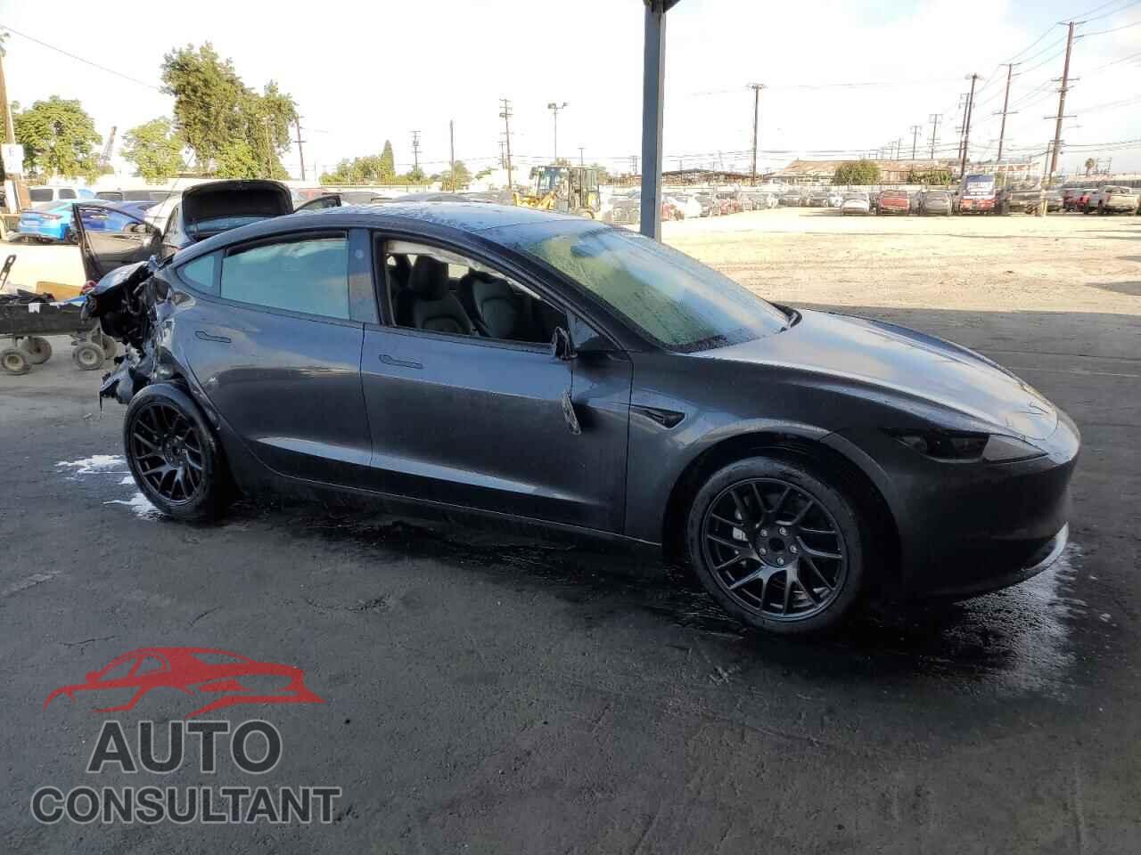 TESLA MODEL 3 AW 2024 - 5YJ3E1EA7RF870543