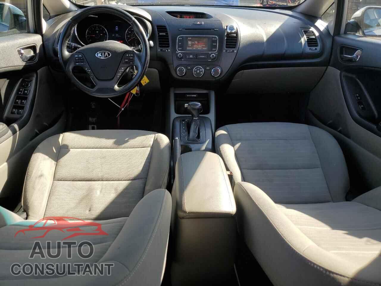 KIA FORTE 2015 - KNAFX4A85F5269444