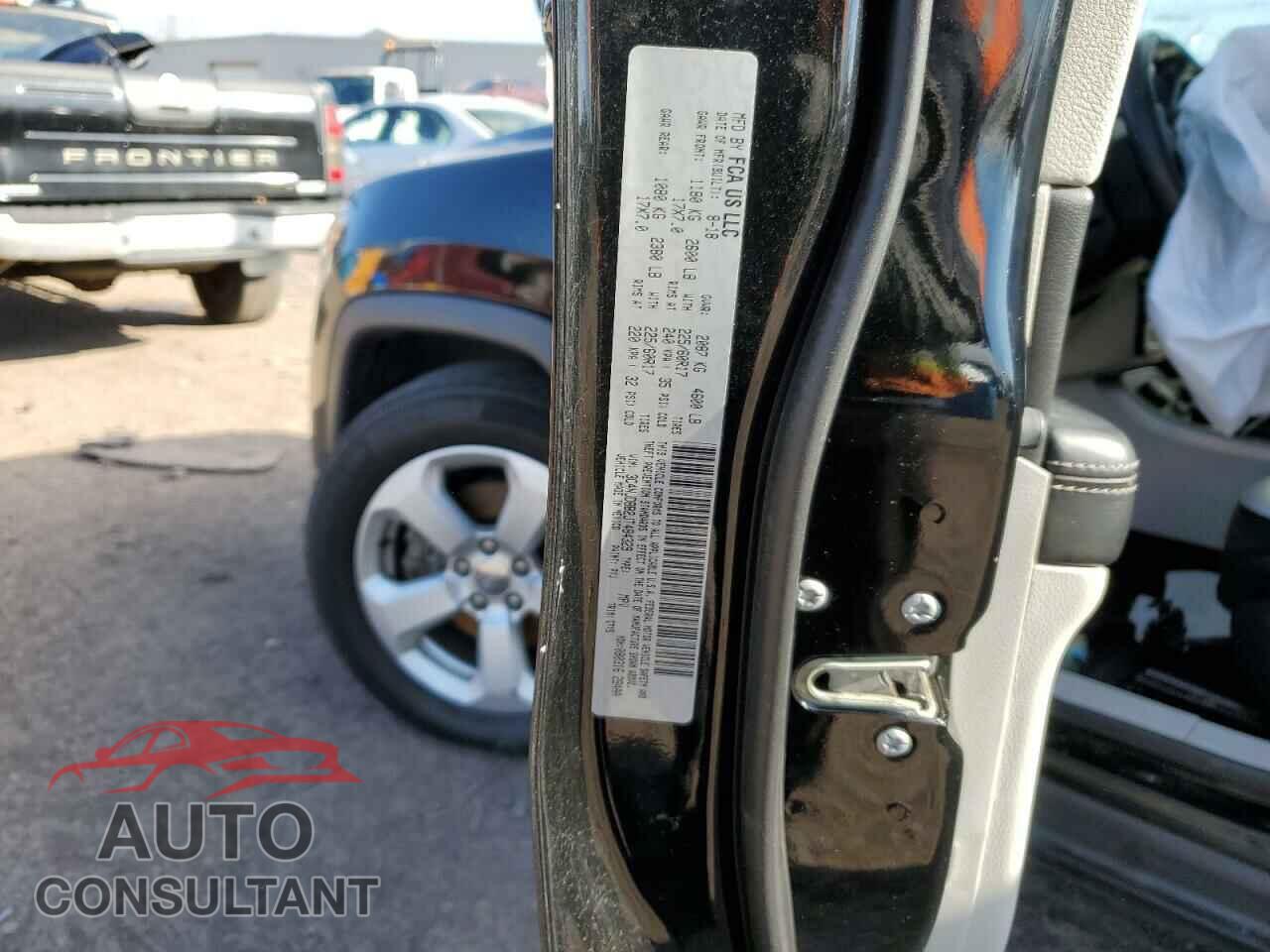 JEEP COMPASS 2018 - 3C4NJDBB2JT484329