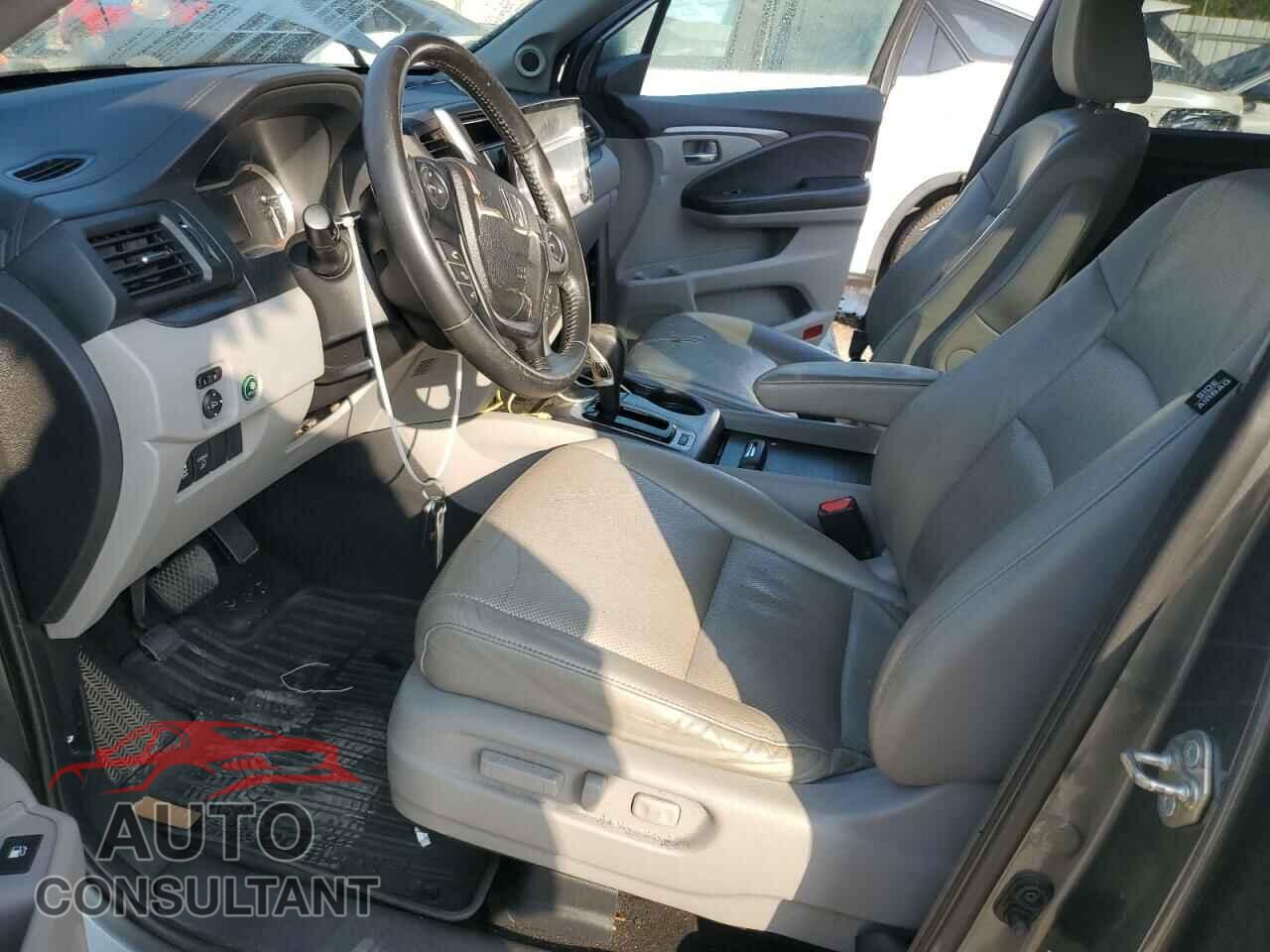 HONDA RIDGELINE 2017 - 5FPYK3F55HB019553