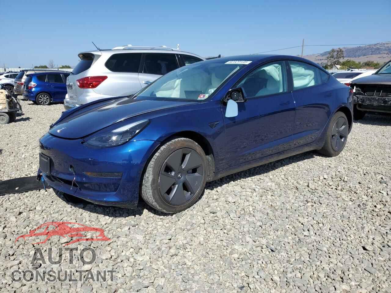 TESLA MODEL 3 2022 - 5YJ3E1EA0NF125675
