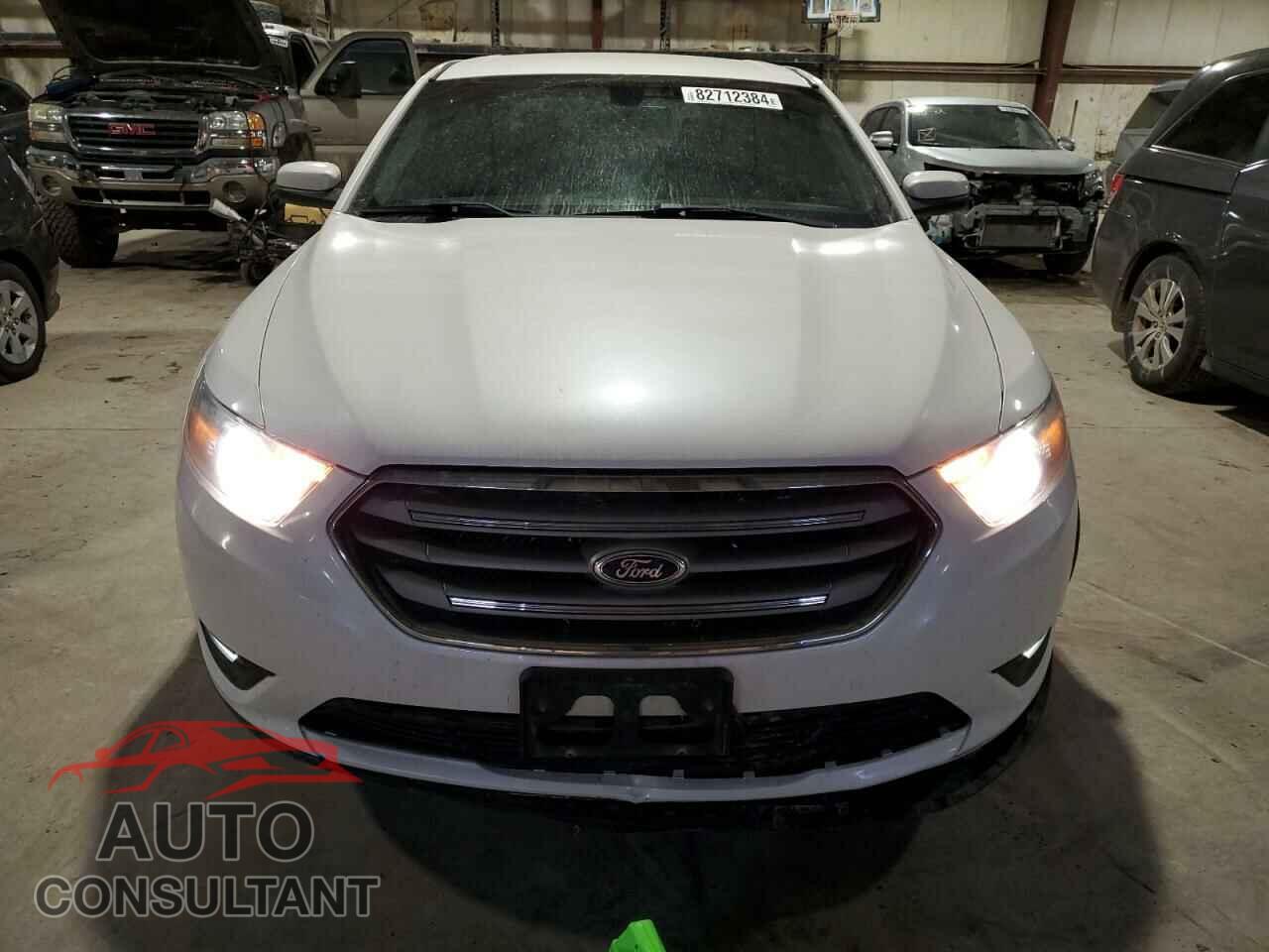 FORD TAURUS 2015 - 1FAHP2E86FG100635