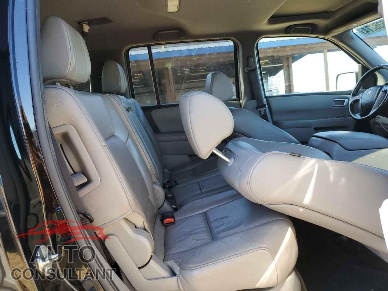 HONDA PILOT 2013 - 5FNYF4H59DB048757