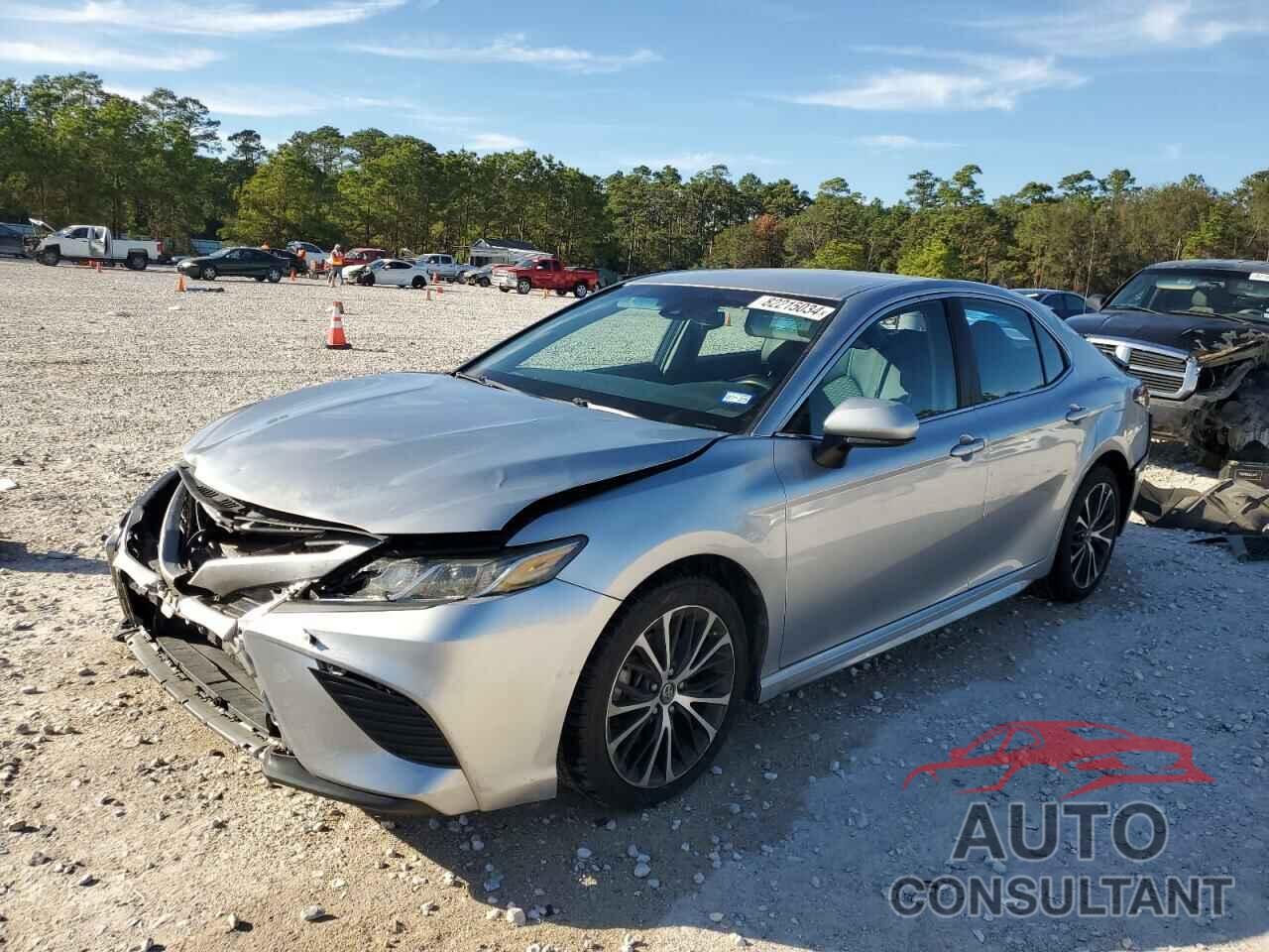 TOYOTA CAMRY 2018 - 4T1B11HK5JU150726