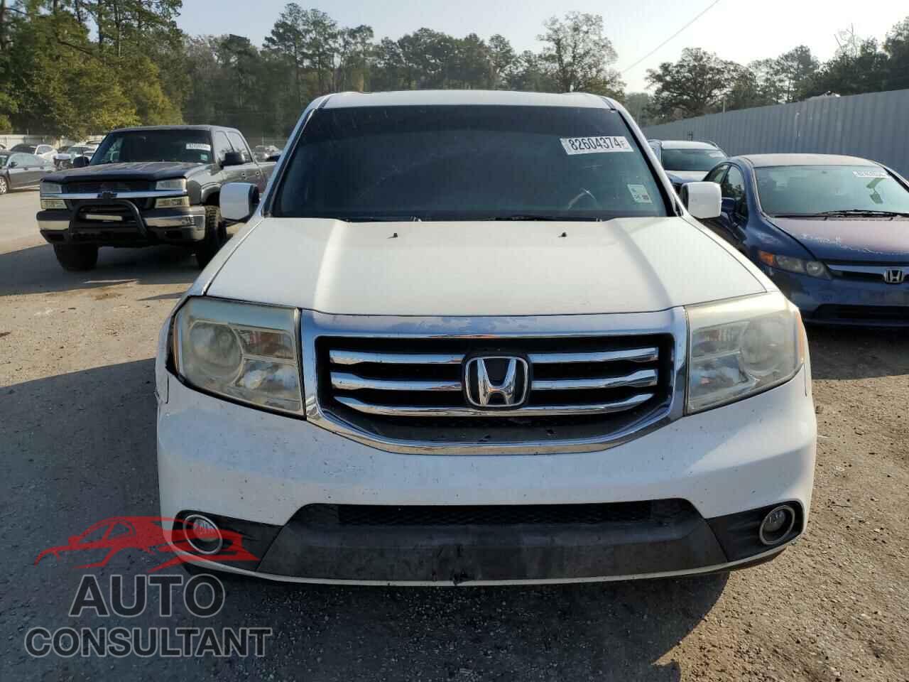 HONDA PILOT 2013 - 5FNYF3H52DB024147