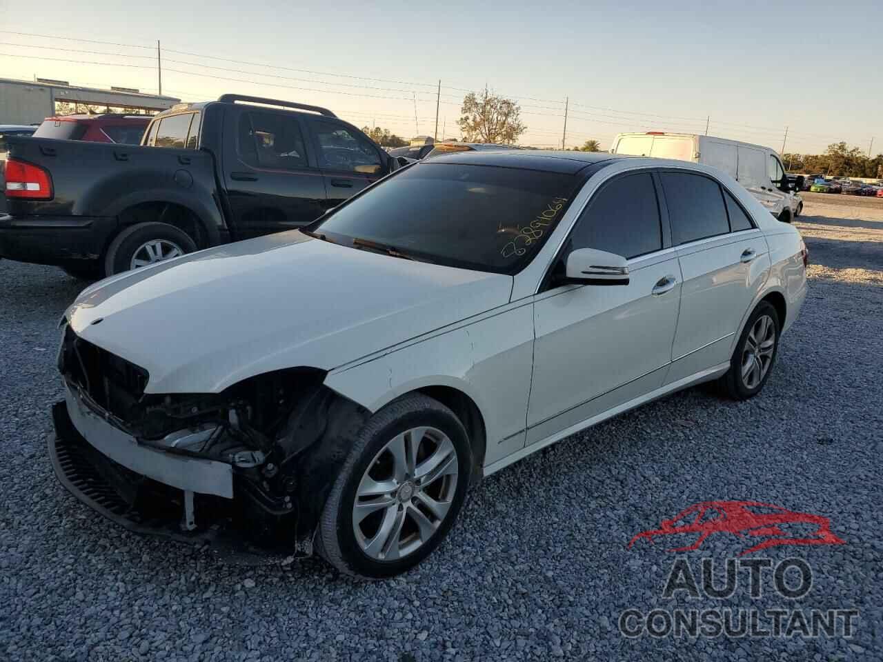 MERCEDES-BENZ E-CLASS 2010 - WDDHF5GB2AA084832