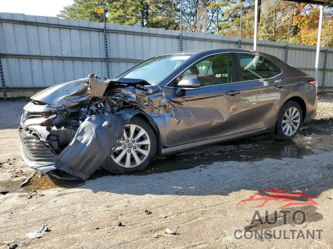 TOYOTA CAMRY 2018 - 4T1B11HK7JU518842
