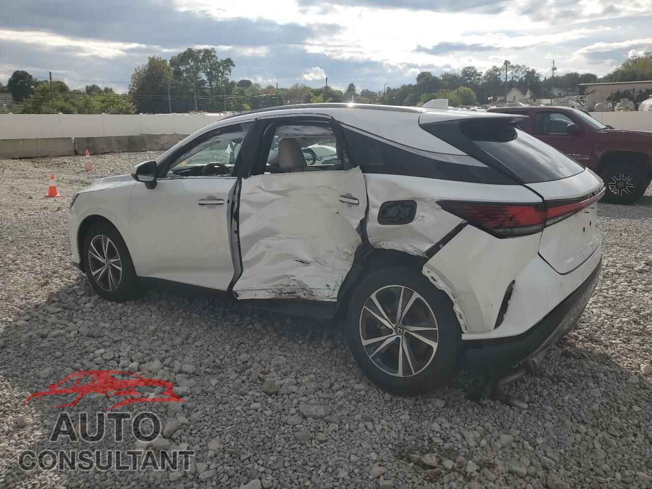 LEXUS RX350 2023 - 2T2BAMCA5PC033315