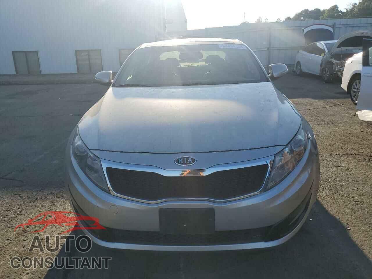 KIA OPTIMA 2011 - KNAGN4A79B5172775