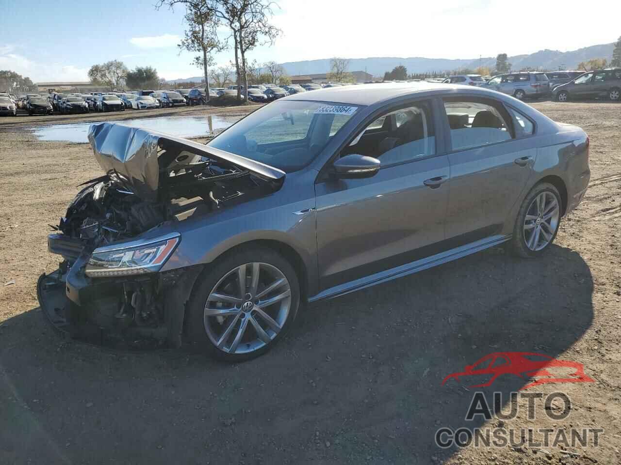 VOLKSWAGEN PASSAT 2018 - 1VWAA7A38JC004314