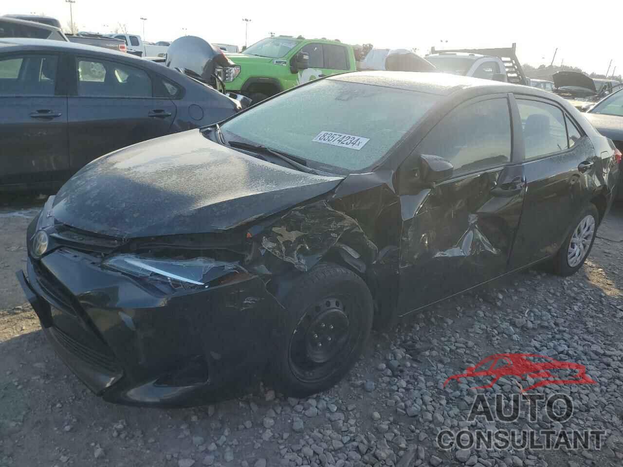 TOYOTA COROLLA 2018 - 5YFBURHE0JP771907