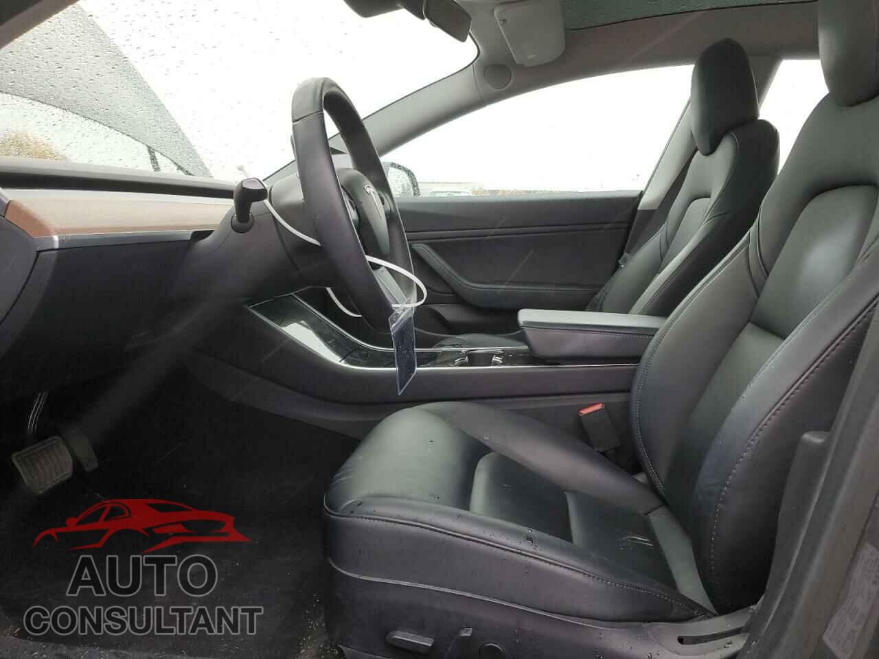 TESLA MODEL 3 2018 - 5YJ3E1EB2JF181345