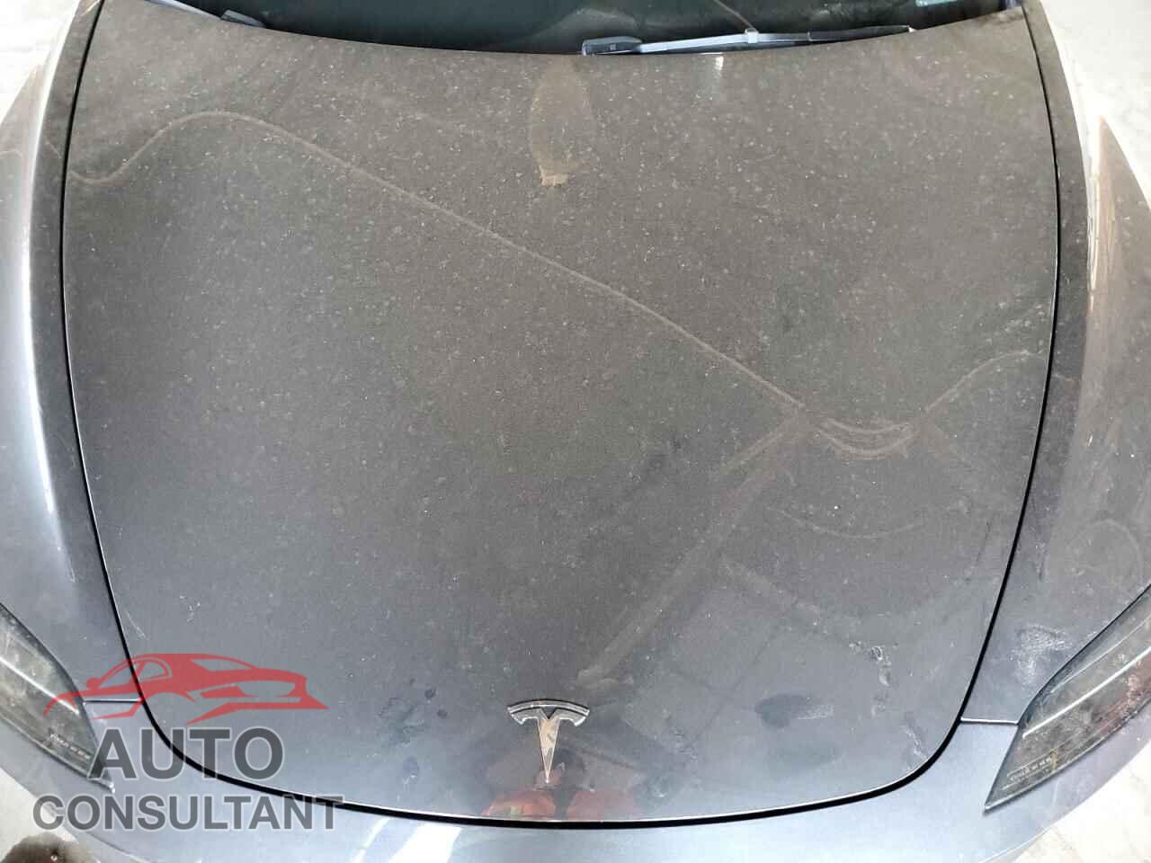 TESLA MODEL 3 2024 - 5YJ3E1EA9RF735645