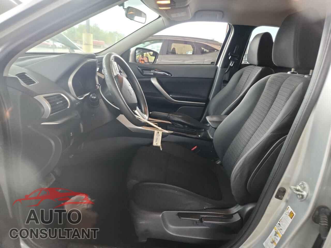 MITSUBISHI ECLIPSE 2020 - JA4AT3AA8LZ028935