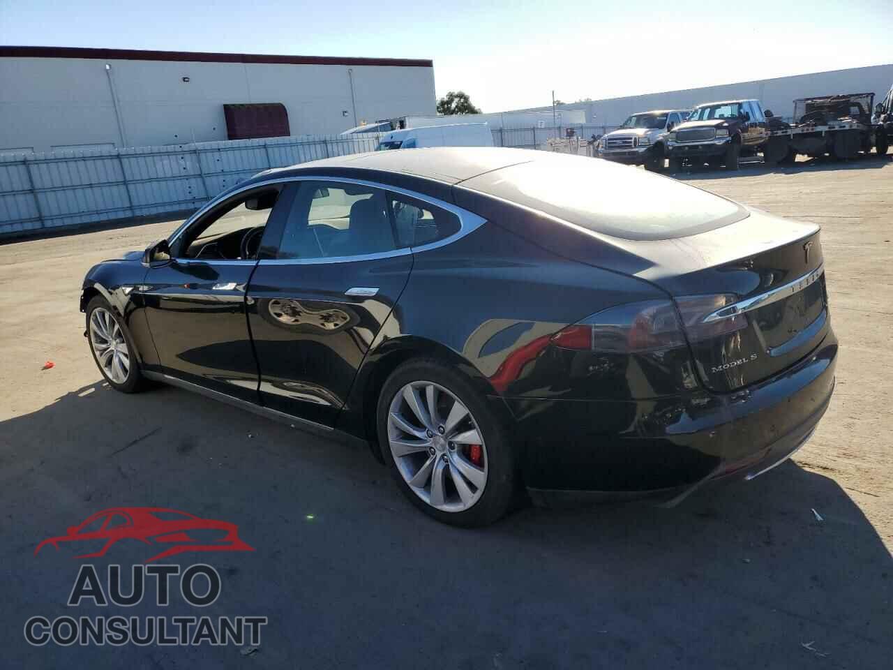 TESLA MODEL S 2015 - 5YJSA1E4XFF119675